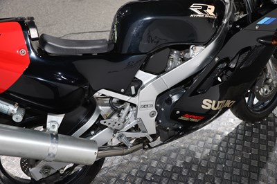 Lot 1990 Suzuki GSXR400RR SP