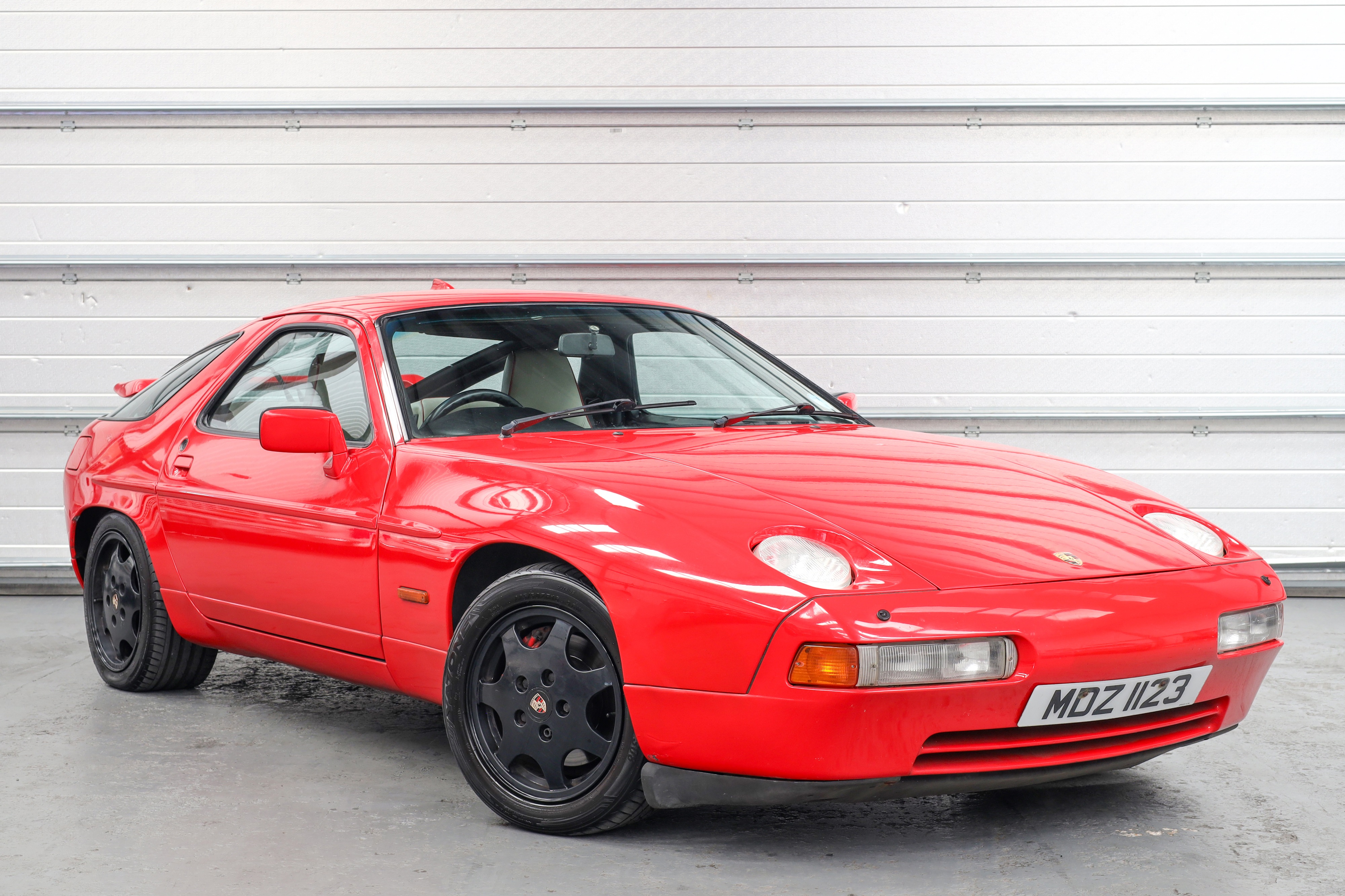 Lot 131 - 1989 Porsche 928 S4