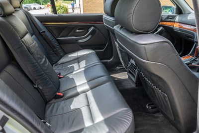 Lot 61 - 2003 BMW 525i SE