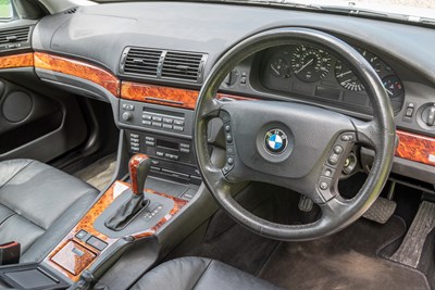 Lot 61 - 2003 BMW 525i SE