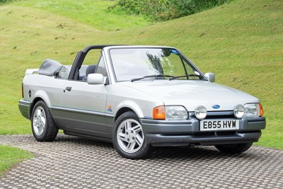 Lot 53 - 1988 Ford Escort XR3i Cabriolet