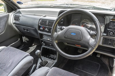 Lot 70 - 1989 Ford Escort XR3i Cabriolet