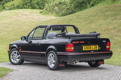 Lot 70 - 1989 Ford Escort XR3i Cabriolet