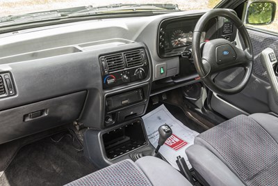 Lot 70 - 1989 Ford Escort XR3i Cabriolet