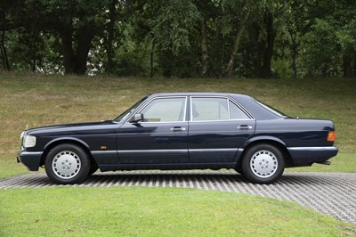 Lot 54 - 1990 Mercedes-Benz 420 SE