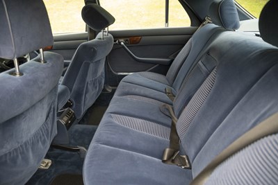 Lot 54 - 1990 Mercedes-Benz 420 SE
