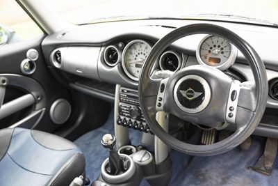 Lot 11 - 2002 Mini Cooper S