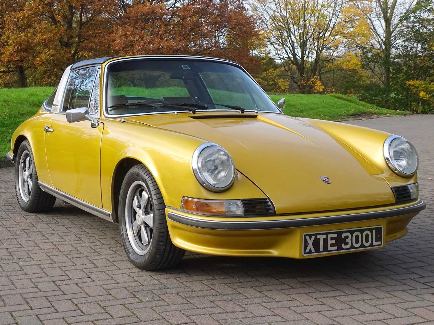 Lot 104 - 1973 Porsche 911 E 2.4 Targa