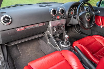 Lot 44 - 2002 Audi TT Quattro 225bhp