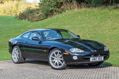Lot 65 - 2003 Jaguar XK8 4.2 Coupe