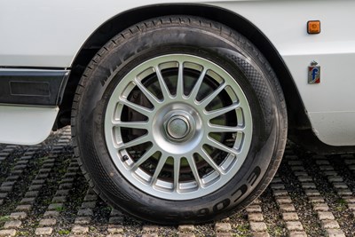 Lot 38 - 1988 Alfa Romeo Spider S3 1.6
