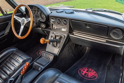 Lot 38 - 1988 Alfa Romeo Spider S3 1.6