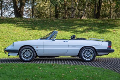 Lot 38 - 1988 Alfa Romeo Spider S3 1.6