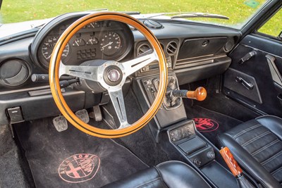 Lot 38 - 1988 Alfa Romeo Spider S3 1.6
