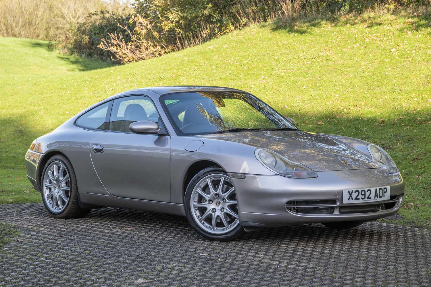 Lot 12 - 2000 Porsche 911 (996) Carrera 2