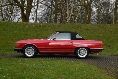 Lot 30 - 1982 Mercedes-Benz 380 SL