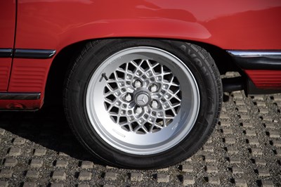 Lot 30 - 1982 Mercedes-Benz 380 SL